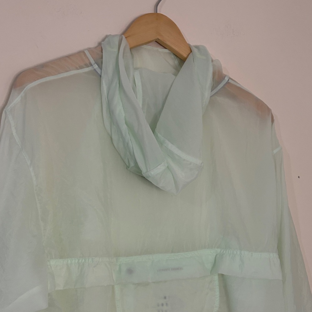 Nike Running Packable Pullover Jacket Reflective … - image 6